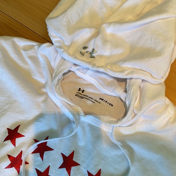 Under Armour Light Weight Hoodie with Stars - Picture 3 of 4